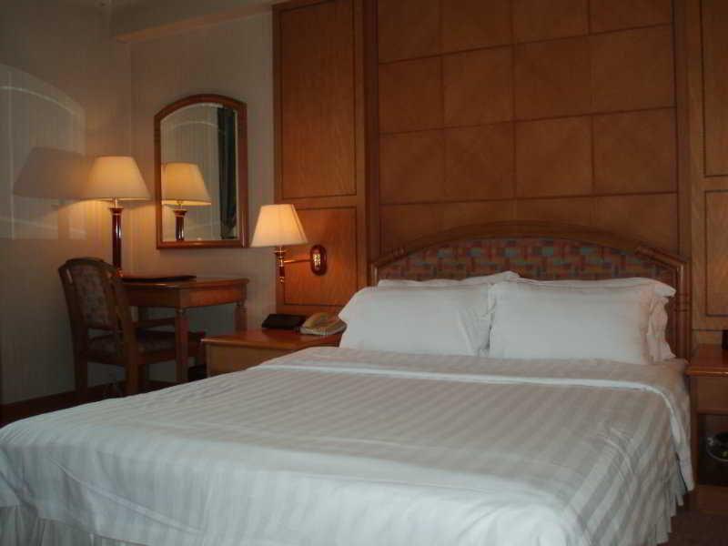Gardford International Hotel 広州 エクステリア 写真